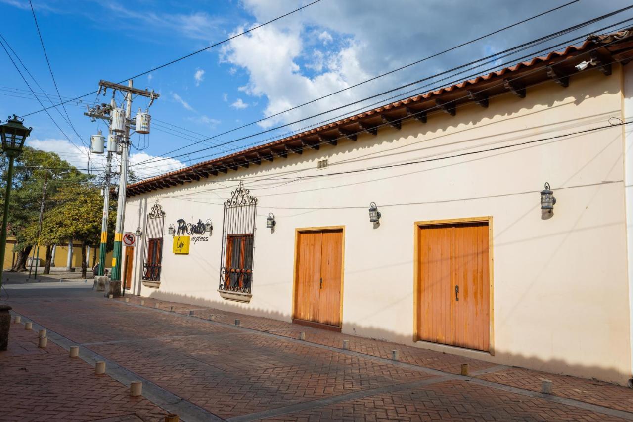 Apartamentos Casco Historico كوماياغوا المظهر الخارجي الصورة